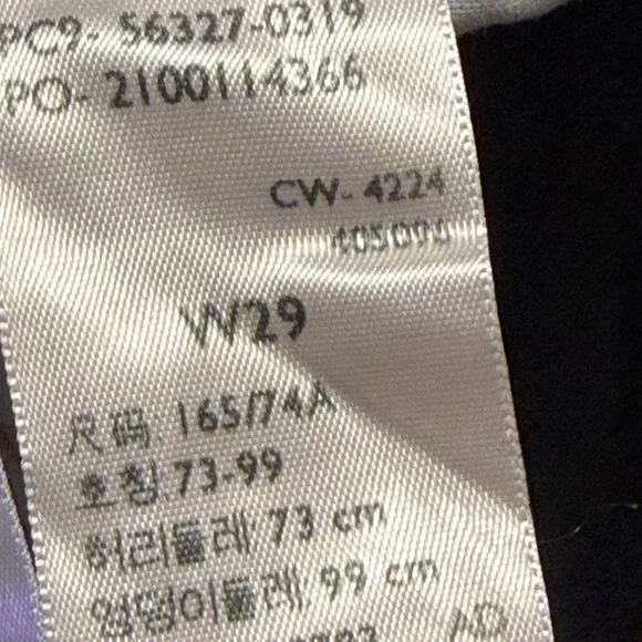 Levi’s 501 High Rise Distressed Cutoff Denim Shorts Size 29 NWT - Picture 6 of 6